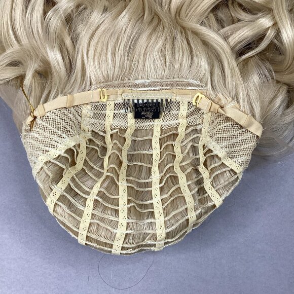 Kamalia Wig #613 Platinum Blonde Long Wavy Melted Hairline Synthetic Lace Front - Picture 6 of 10
